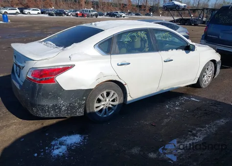 2014 Nissan Altima 2.5 S z USA, uszkodzony, nr VIN 1N4AL3AP8EC167193